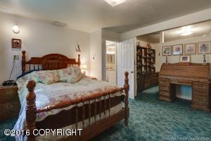 11345 Fireball St, Eagle River, AK 99577 photo 17
