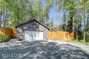 21525 River Park Dr, Eagle River, AK 99577 photo 2