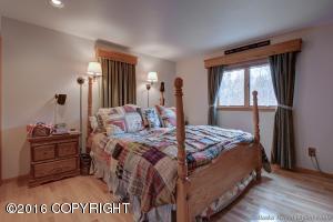 21525 River Park Dr, Eagle River, AK 99577 photo 24