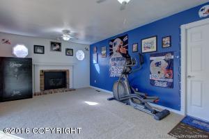 11045 Buskin Cir, Eagle River, AK 99577 photo 19