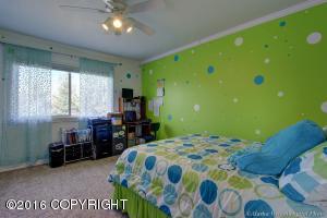 11045 Buskin Cir, Eagle River, AK 99577 photo 28