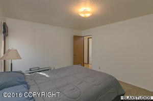 19707 Henkins Rd, Eagle River, AK 99577 photo 17
