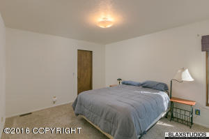 19707 Henkins Rd, Eagle River, AK 99577 photo 16