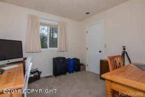 19320 Middleton Loop, Eagle River, AK 99577 photo 22