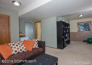 19320 Middleton Loop, Eagle River, AK 99577 photo 27