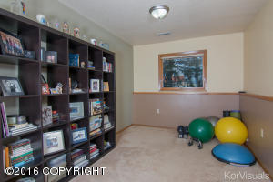 19320 Middleton Loop, Eagle River, AK 99577 photo 28