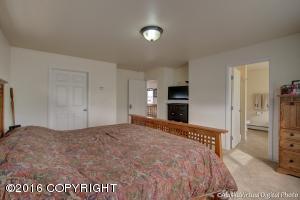 11153 Aberdeen Cir, Eagle River, AK 99577 photo 16