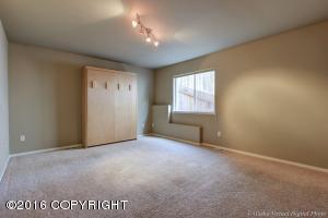 20231 Glacier Park Cir, Eagle River, AK 99577 photo 15