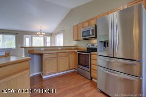 19930 Highland Ridge Dr, Eagle River, AK 99577 photo 9
