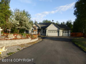 4059 E Serendipity Loop, Wasilla, AK 99654 photo 3