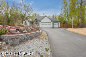 4059 E Serendipity Loop, Wasilla, AK 99654 photo 6
