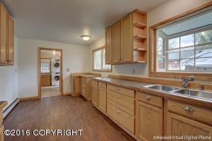 16844 Easy St, Eagle River, AK 99577 photo 9
