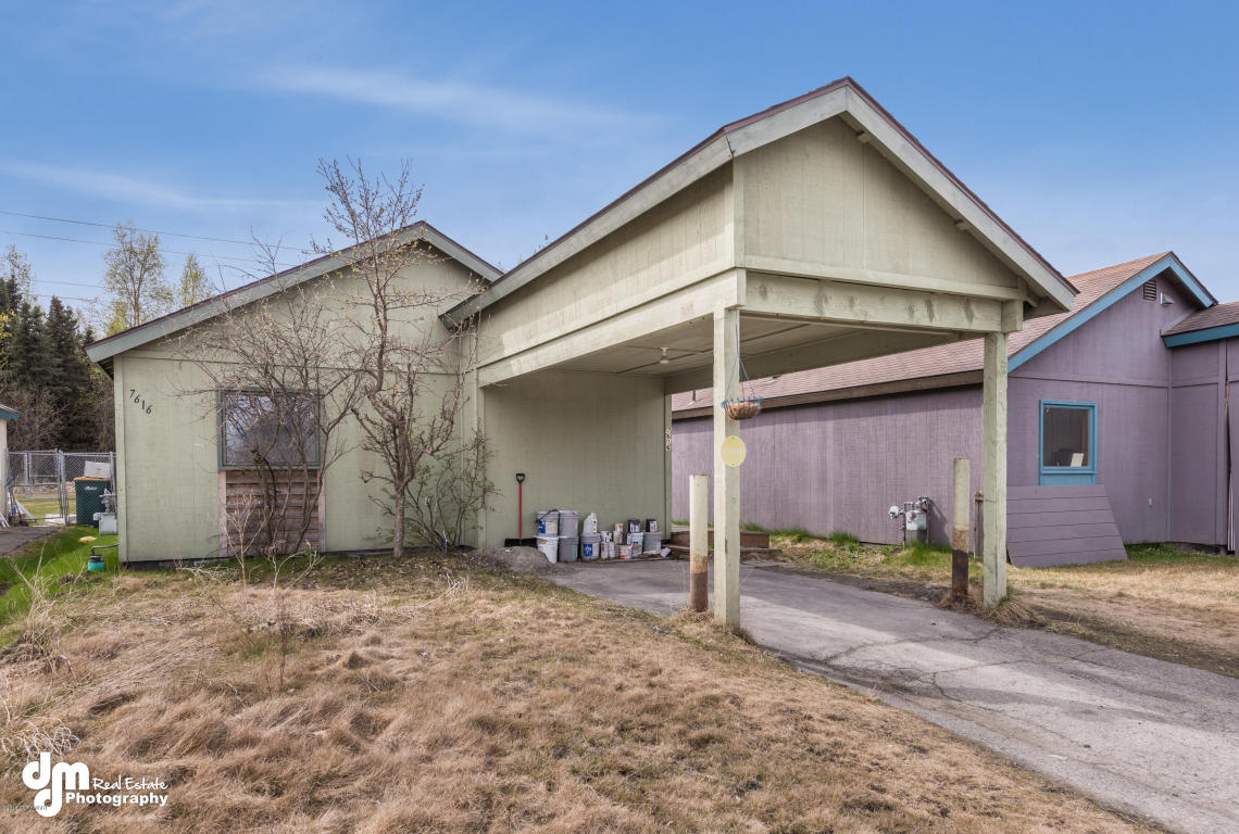 7616 Chaimi Loop, Anchorage, AK 99504 photo 1