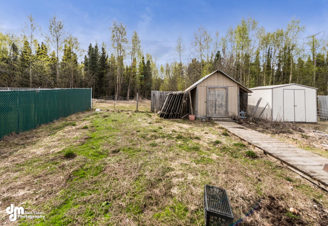 7616 Chaimi Loop, Anchorage, AK 99504 photo 12
