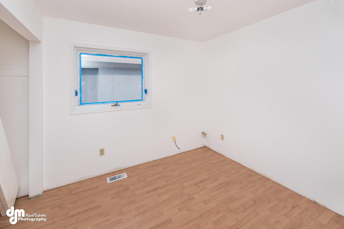 7616 Chaimi Loop, Anchorage, AK 99504 photo 4