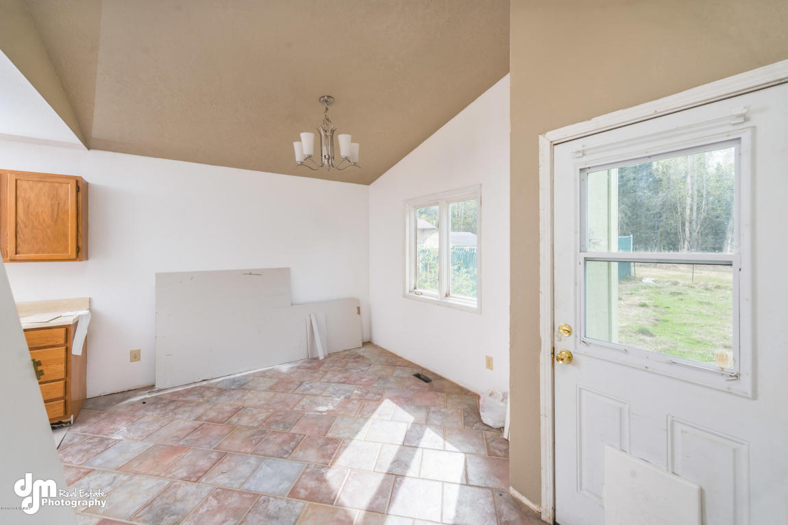 7616 Chaimi Loop, Anchorage, AK 99504 photo 7