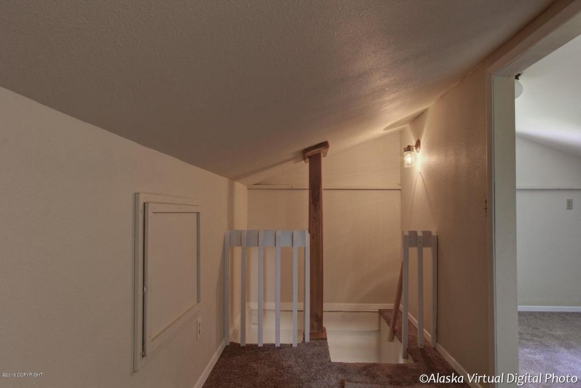 11337 Aurora St, Eagle River, AK 99577 photo 19