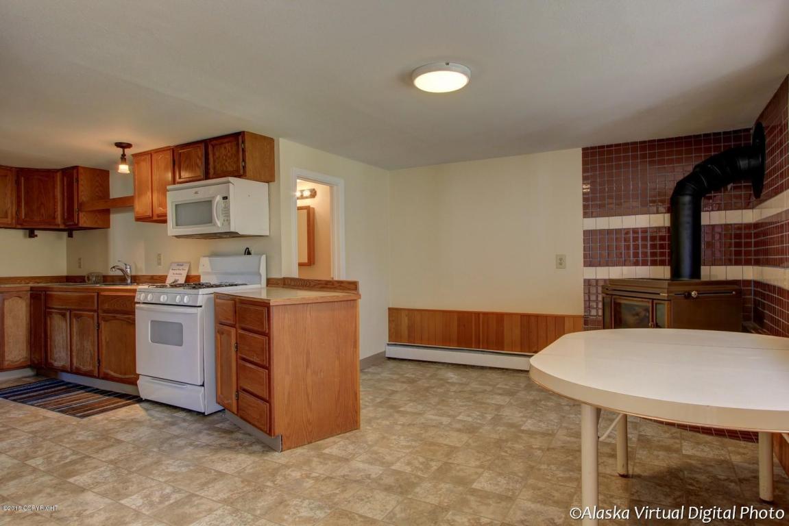11337 Aurora St, Eagle River, AK 99577 photo 10