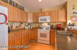 11758 Birch Knoll Loop, Anchorage, AK 99515 photo 5