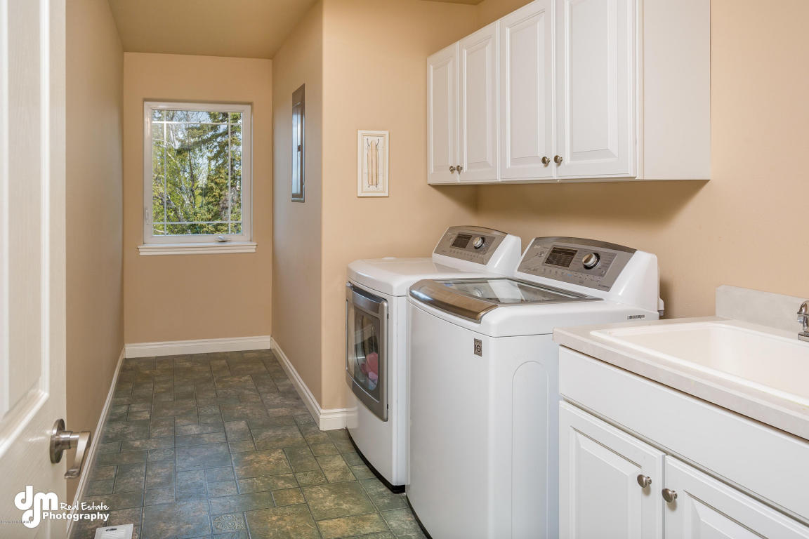 10271 Middlerock Rd, Anchorage, AK 99507 photo 44