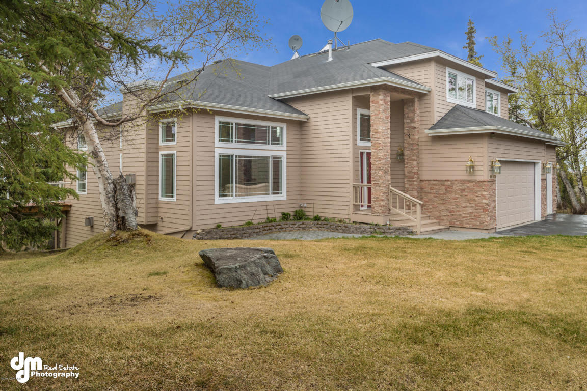10271 Middlerock Rd, Anchorage, AK 99507 photo 4