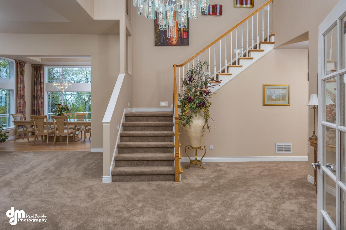 10271 Middlerock Rd, Anchorage, AK 99507 photo 7
