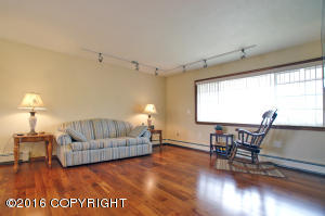 7206 E 17th Ave, Anchorage, AK 99504 photo 5