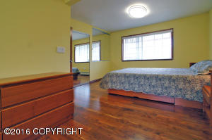 7206 E 17th Ave, Anchorage, AK 99504 photo 13