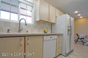 7206 E 17th Ave, Anchorage, AK 99504 photo 9