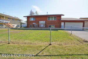 7206 E 17th Ave, Anchorage, AK 99504 photo 1