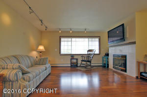 7206 E 17th Ave, Anchorage, AK 99504 photo 6