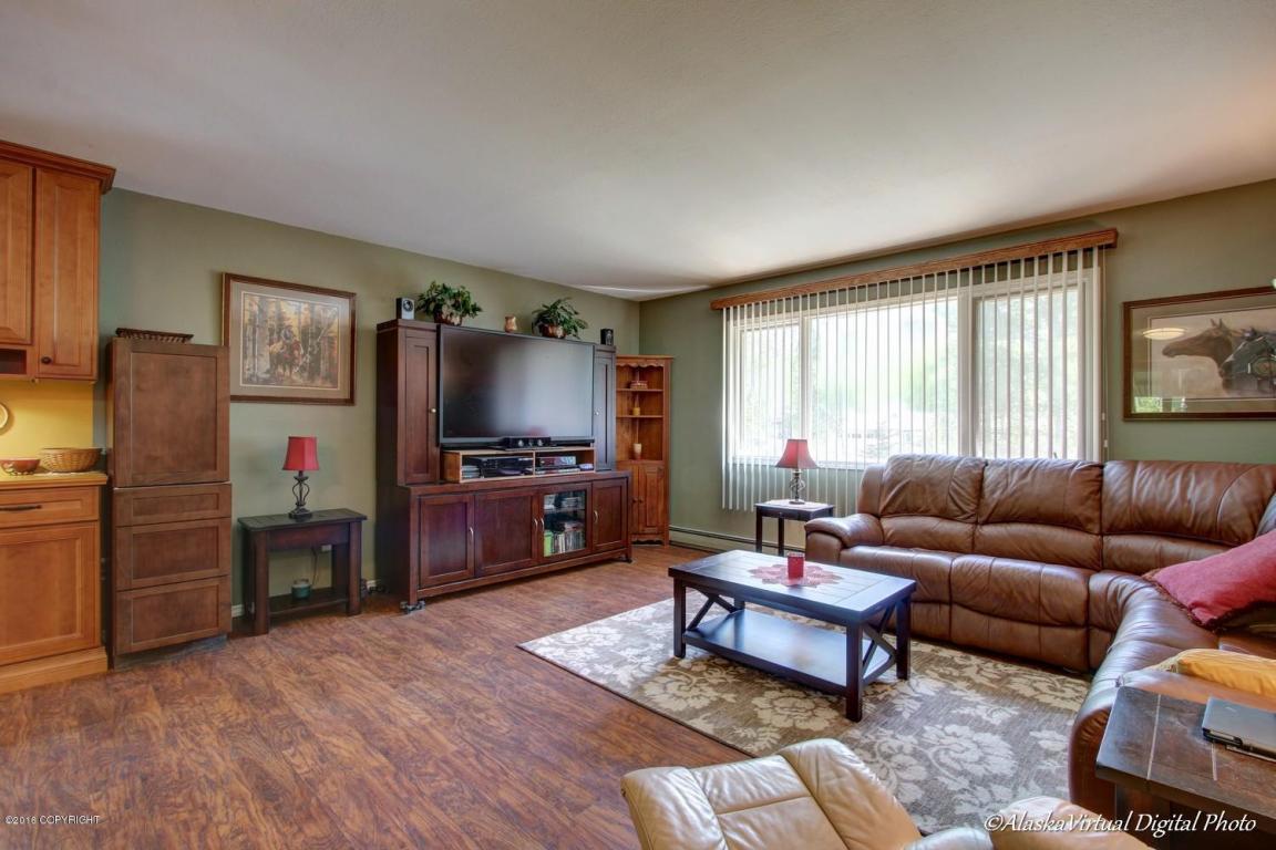 22612 Robinson Rd, Chugiak, AK 99567 photo 13