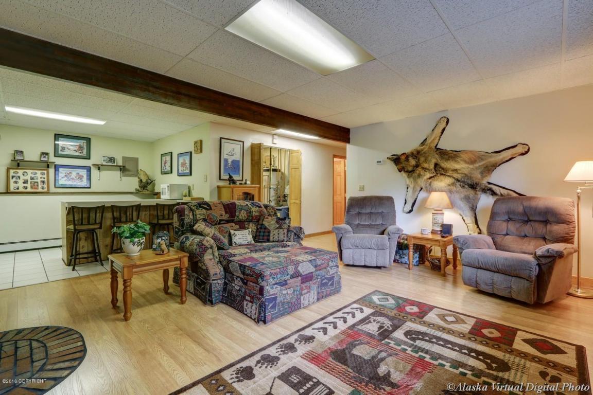 10108 Hillcrest Ln, Eagle River, AK 99577 photo 19