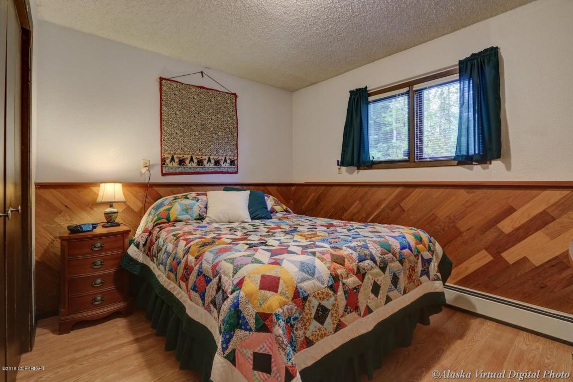 10108 Hillcrest Ln, Eagle River, AK 99577 photo 14