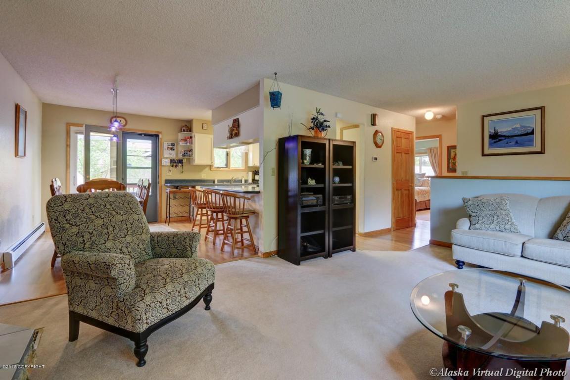 10108 Hillcrest Ln, Eagle River, AK 99577 photo 6