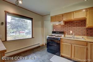8013 E 5th Ave, Anchorage, AK 99504 photo 7