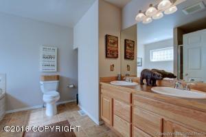 19550 Trail Bay Dr, Eagle River, AK 99577 photo 15