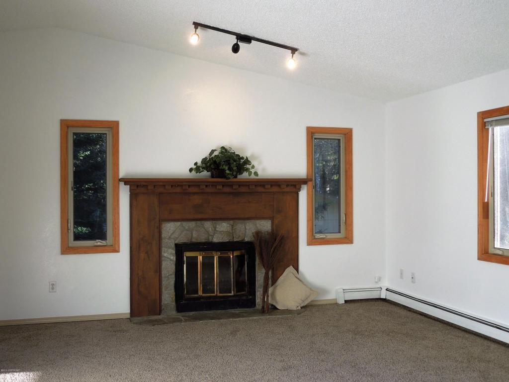 9850 Annette Cir, Eagle River, AK 99577 photo 8