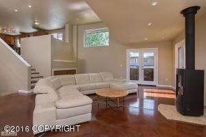 8017 Lloyd Dr, Anchorage, AK 99502 photo 12