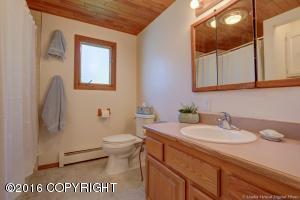 9350 Jade St, Anchorage, AK 99502 photo 18
