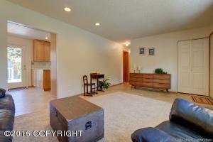 9350 Jade St, Anchorage, AK 99502 photo 8