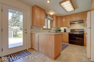 9350 Jade St, Anchorage, AK 99502 photo 11