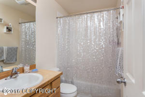 6938 Creekview Loop # 26, Anchorage, AK 99507 photo 12
