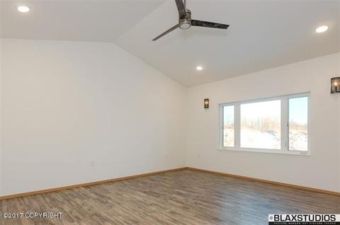 2700 Desert Eagle Loop, North Pole, AK 99705 photo 12