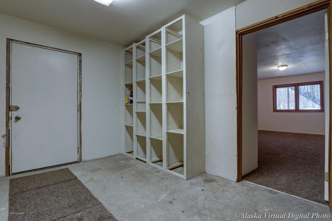 10170 E Ortner Loop, Palmer, AK 99645 photo 17