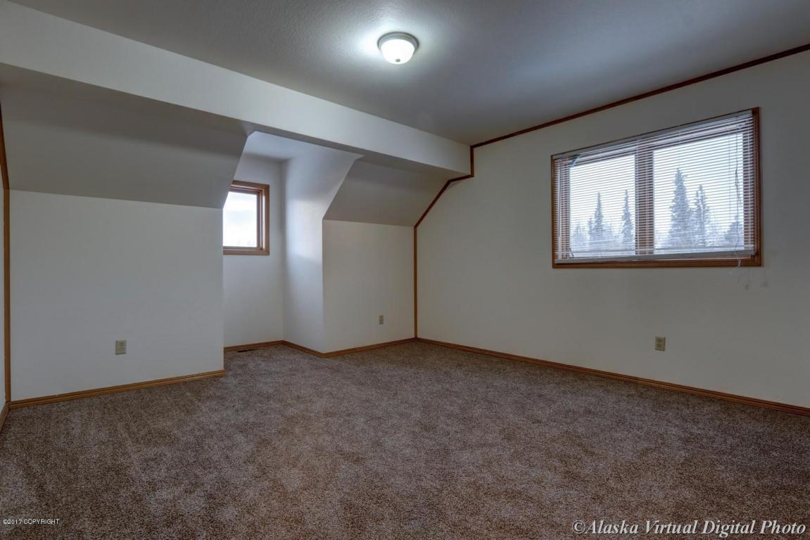 10170 E Ortner Loop, Palmer, AK 99645 photo 10