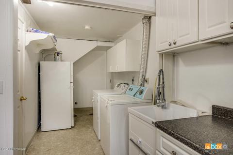4424 E 8th Ave, Anchorage, AK 99508 photo 13