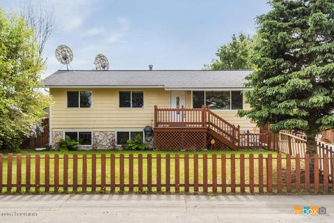 4424 E 8th Ave, Anchorage, AK 99508 photo 2