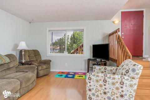8140 Evans Cir, Anchorage, AK 99507 photo 4