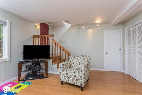 8140 Evans Cir, Anchorage, AK 99507 photo 5